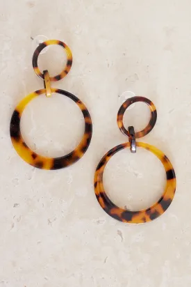 Tortoiseshell Link Earrings - Brown